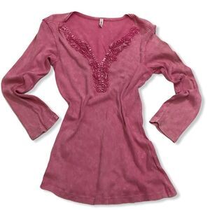 Y2K Taryn Taylor Ribbed Pink Stone Washed  Embellished V-Neck Top